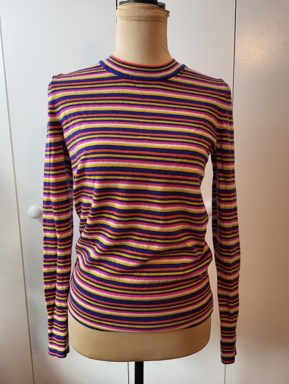 GAP Lightweight Merino Wool Sweater Size XS